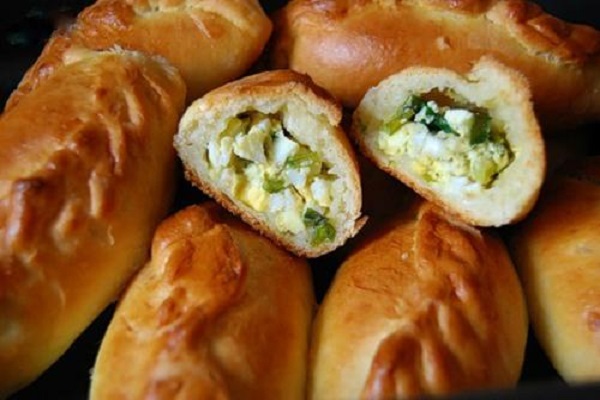 Пирожки с рисом и яйцом