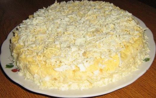 САЛАТ "КУРИЦА ПОД ШУБОЙ С СЫРОМ"