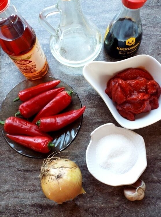 siracha1.jpg