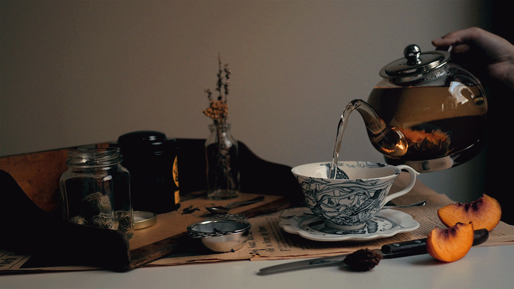 Заваривая чай мне хотелось угостить друзей вкусным. Чаепитие. Вечернее чаепитие. Чайная церемония анимация. Чайная церемония gif.